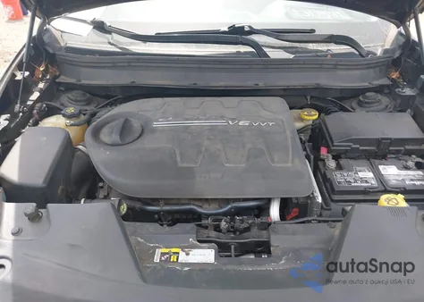 2015 Jeep Cherokee Limited из США, поврежденный, VIN 1C4PJMDS3FW510735